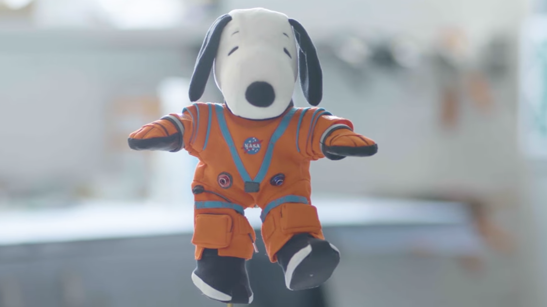 Snoopy will travel on Artemis I wearing a costume made of real