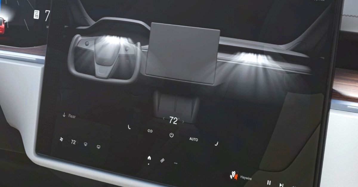Tesla Debuts Model S Plaid Interior - New Touchscreen? | IE