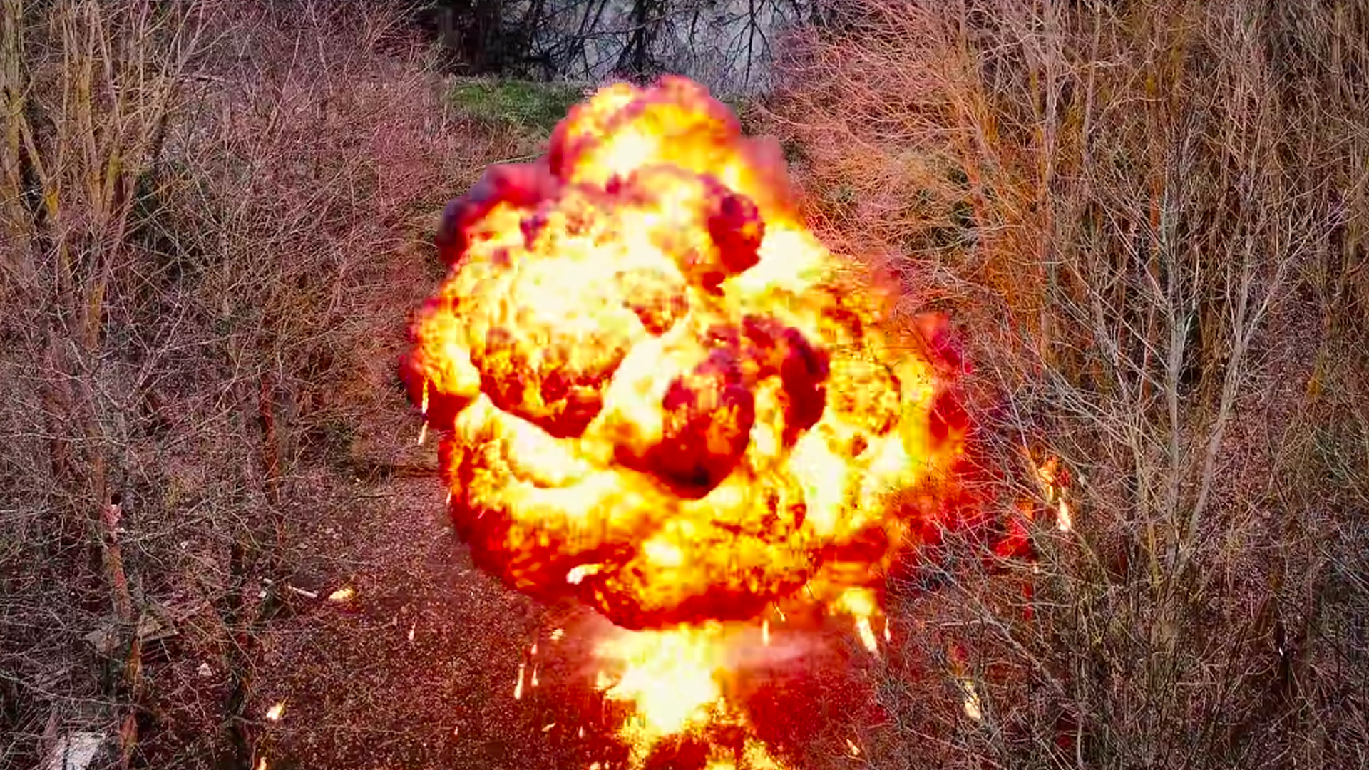 Why Real Explosions Don't Look Like Those in Movies IE